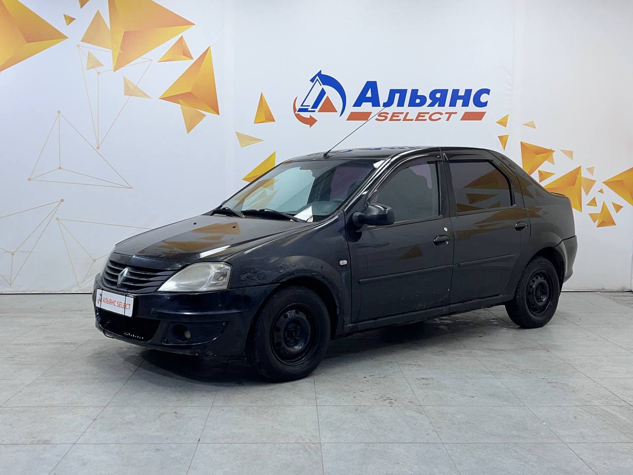 RENAULT LOGAN
