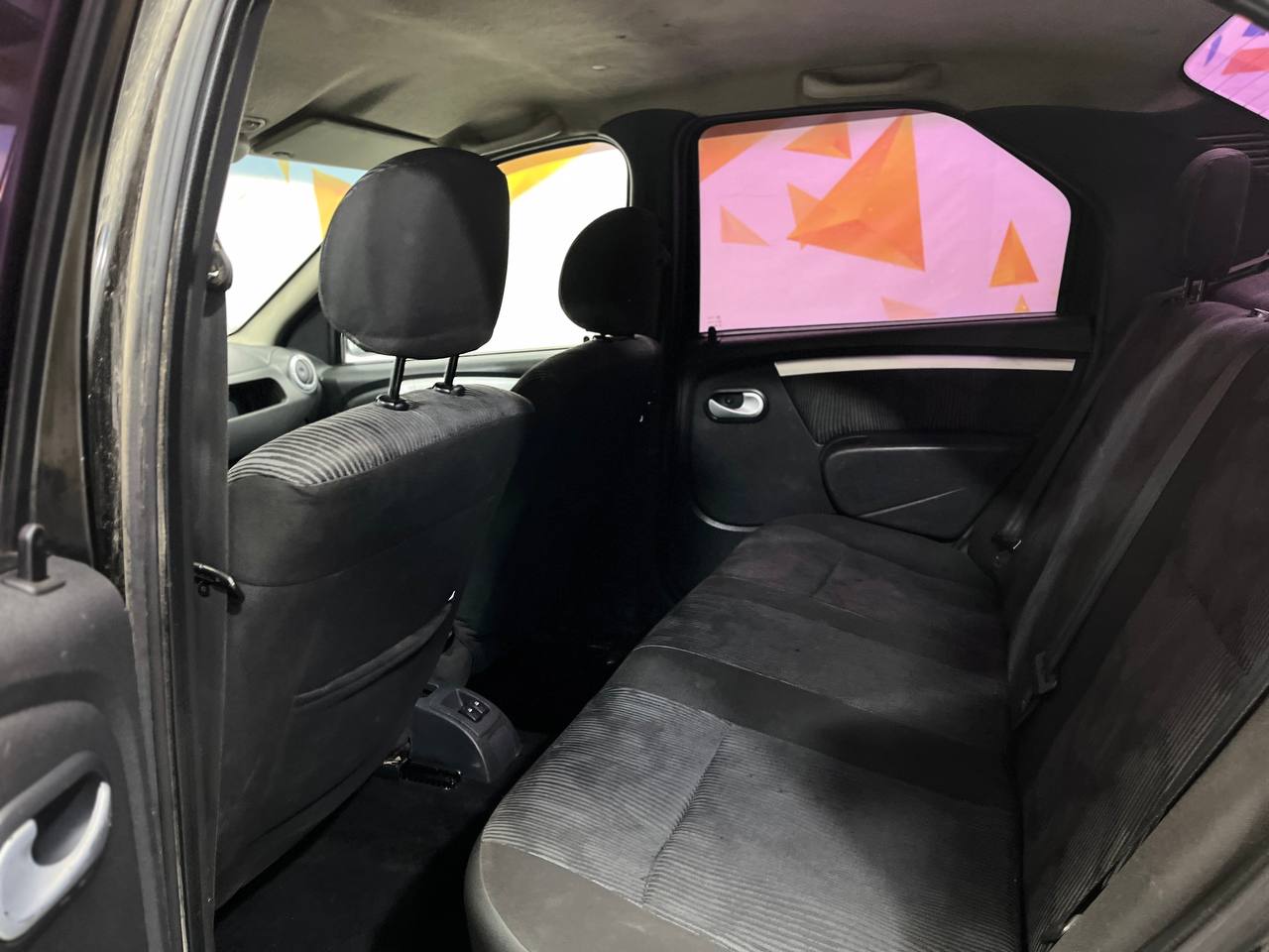 RENAULT LOGAN