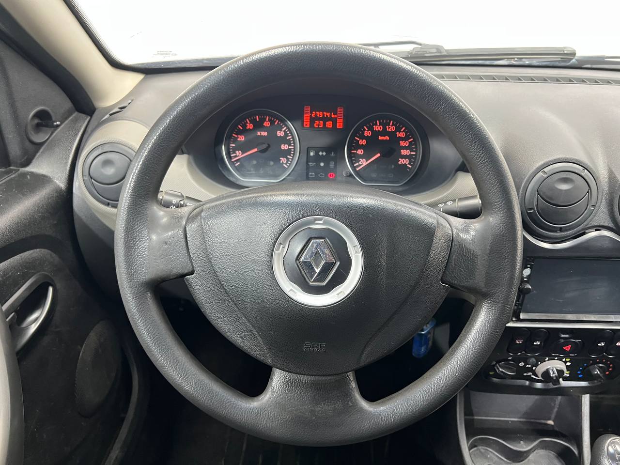 RENAULT SANDERO