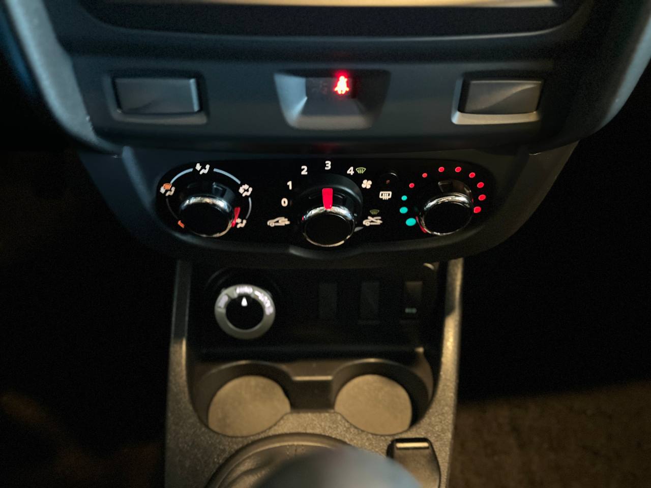 RENAULT DUSTER
