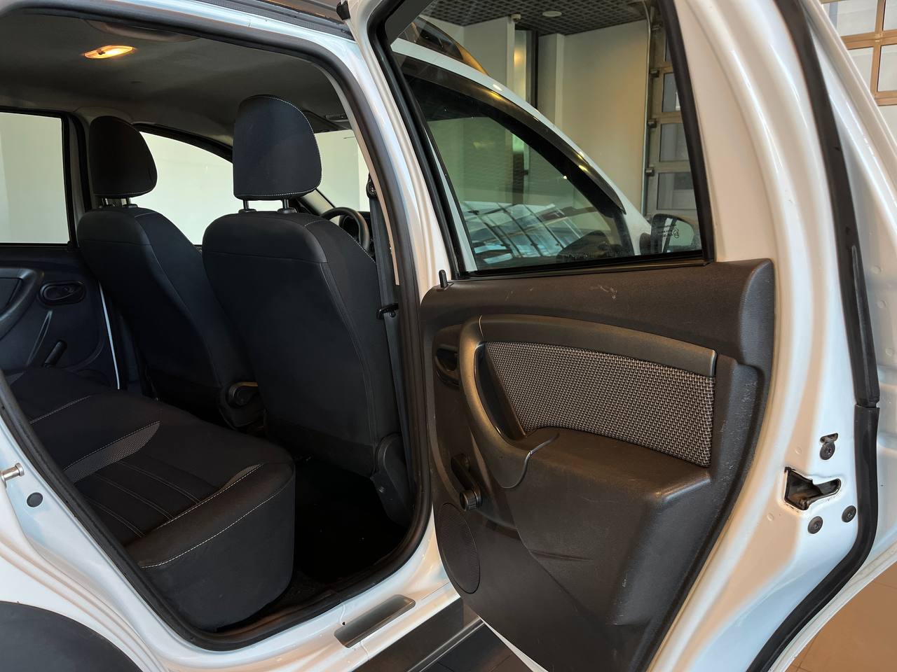 RENAULT DUSTER