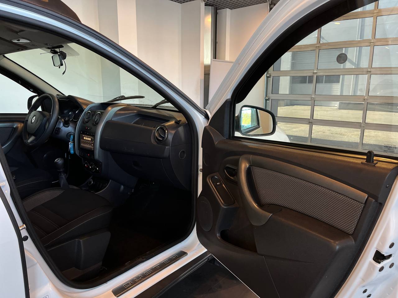 RENAULT DUSTER