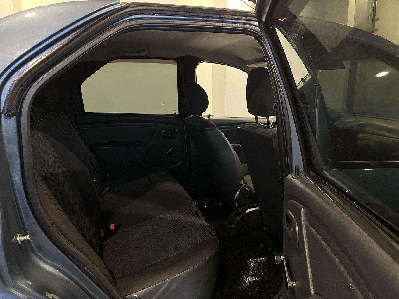RENAULT LOGAN