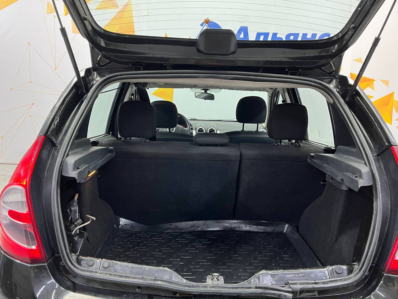 RENAULT SANDERO
