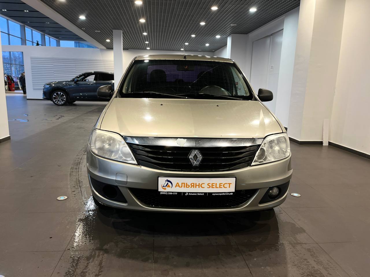 RENAULT LOGAN