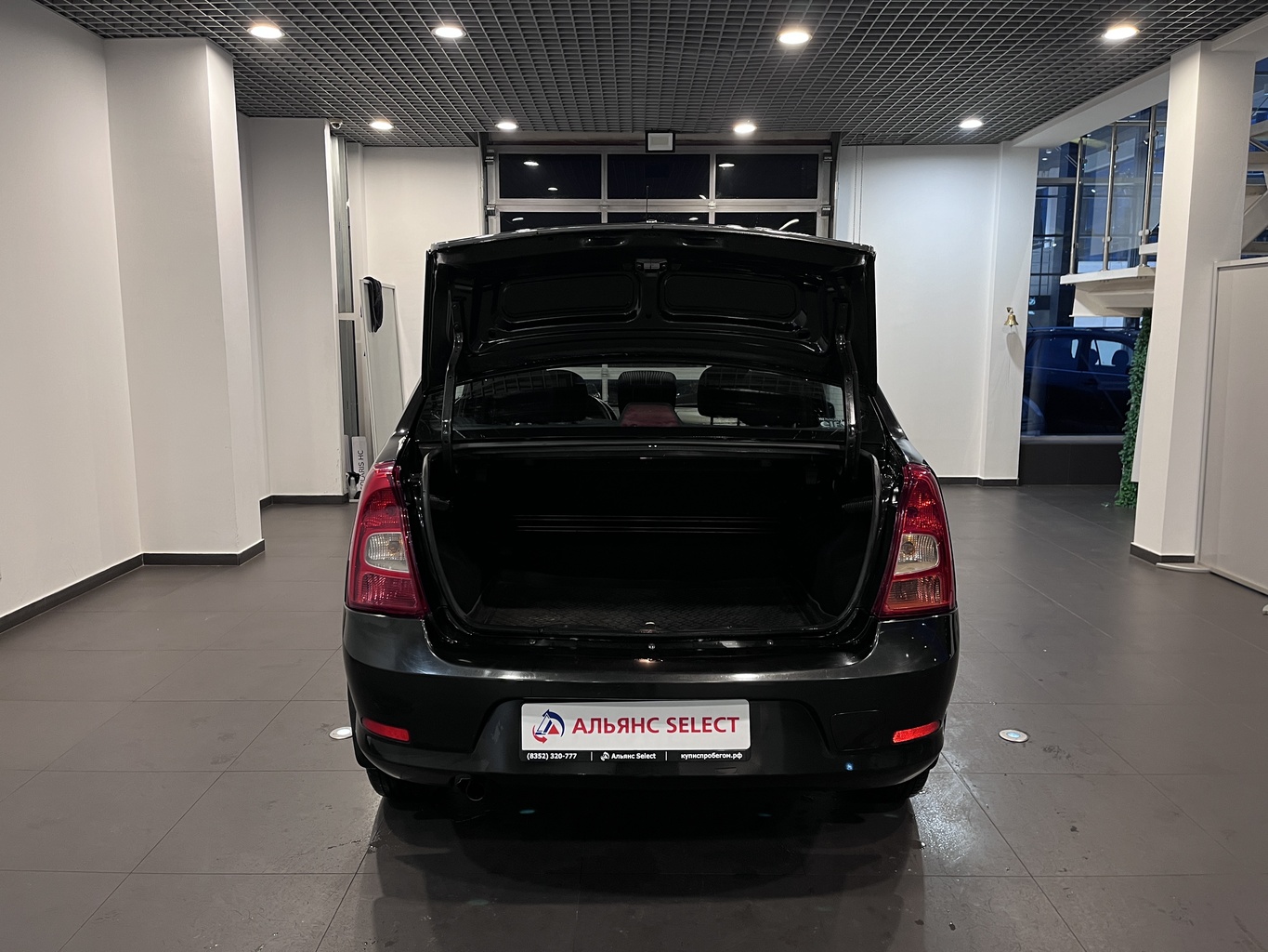 RENAULT LOGAN