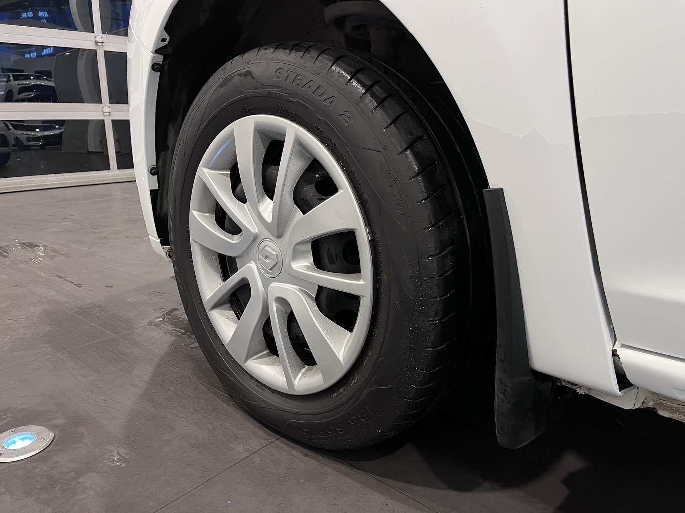 RENAULT LOGAN