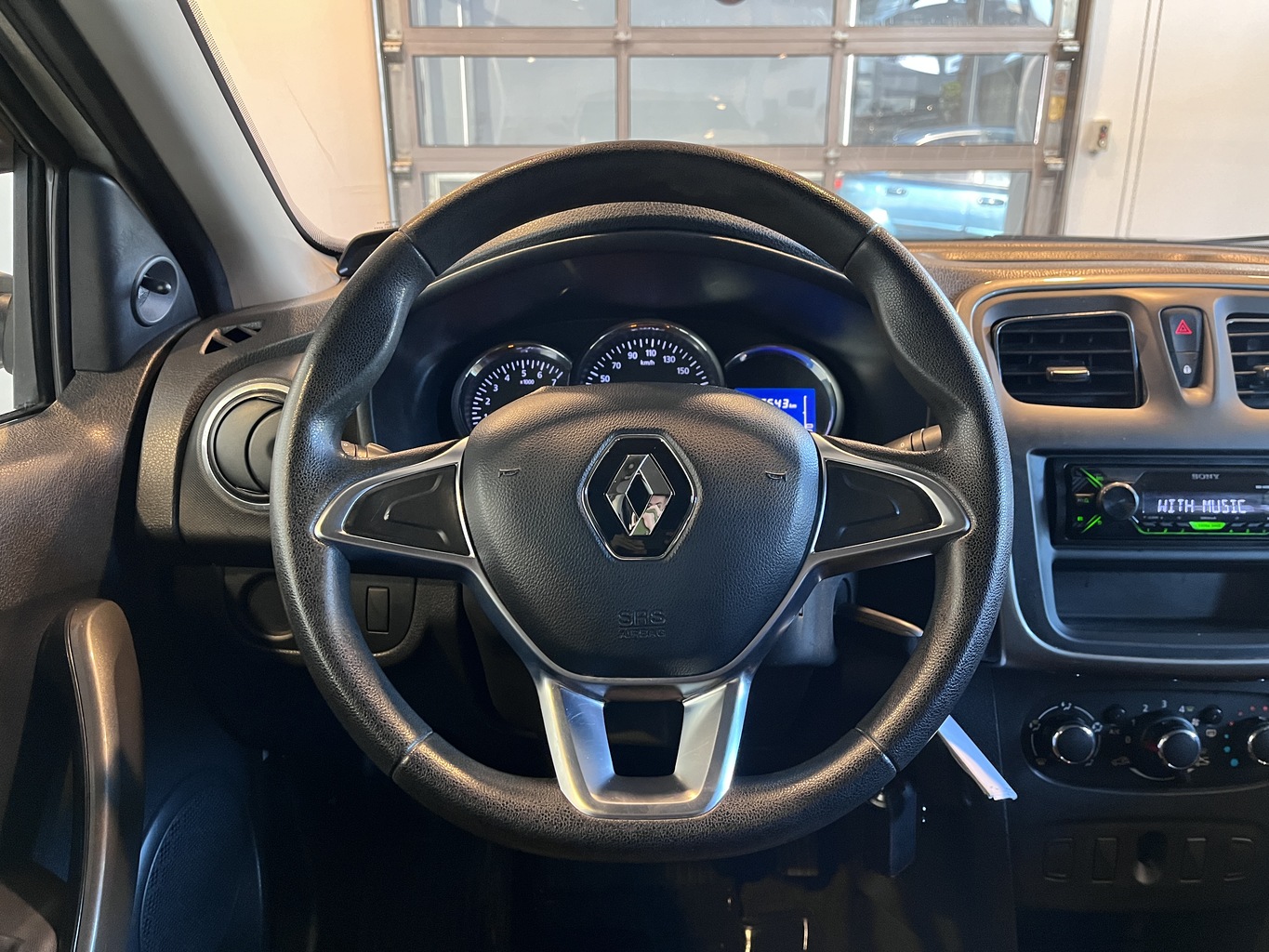 RENAULT LOGAN