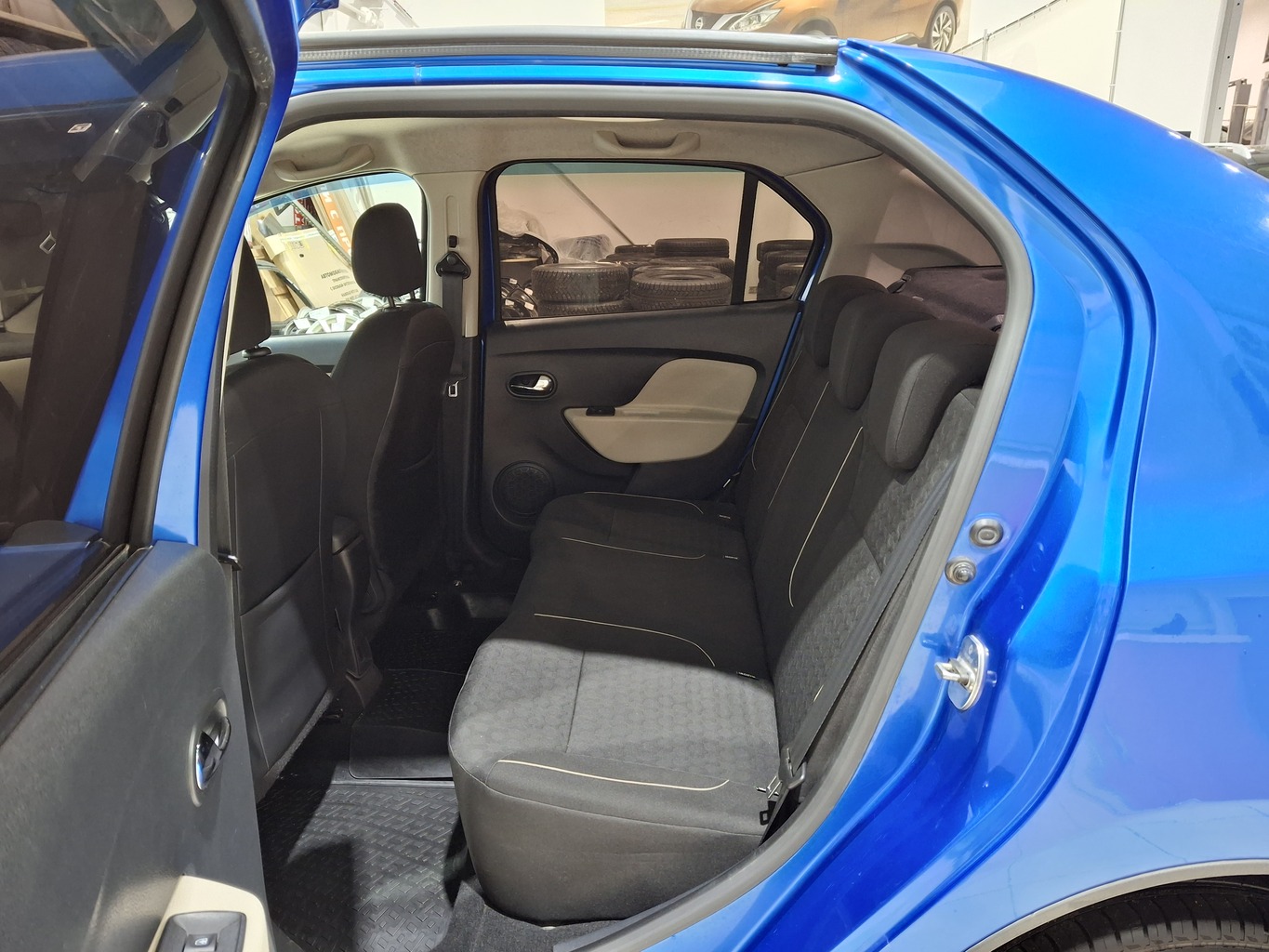 RENAULT LOGAN