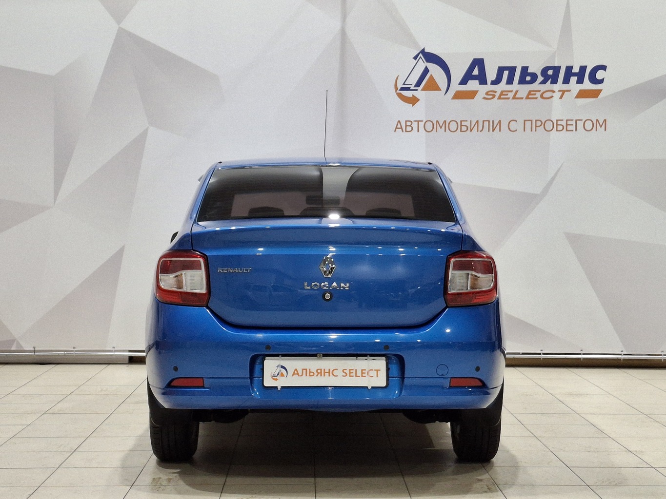 RENAULT LOGAN