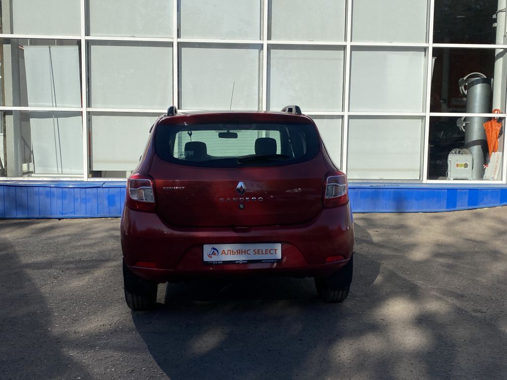 RENAULT SANDERO