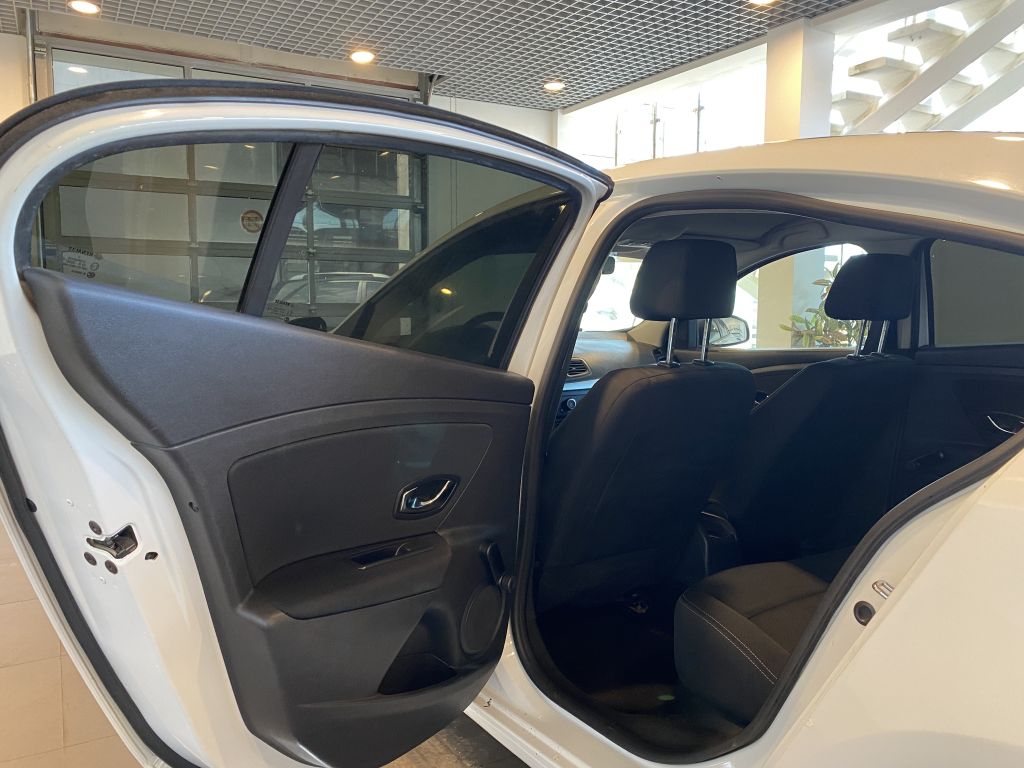 RENAULT FLUENCE