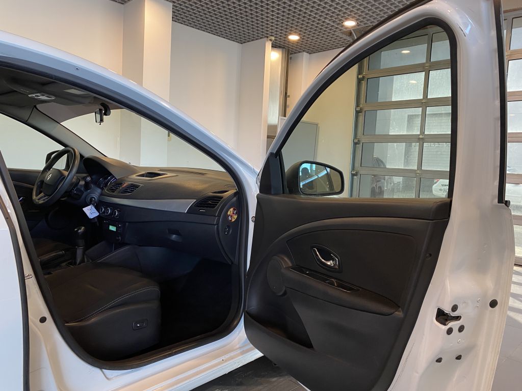 RENAULT FLUENCE