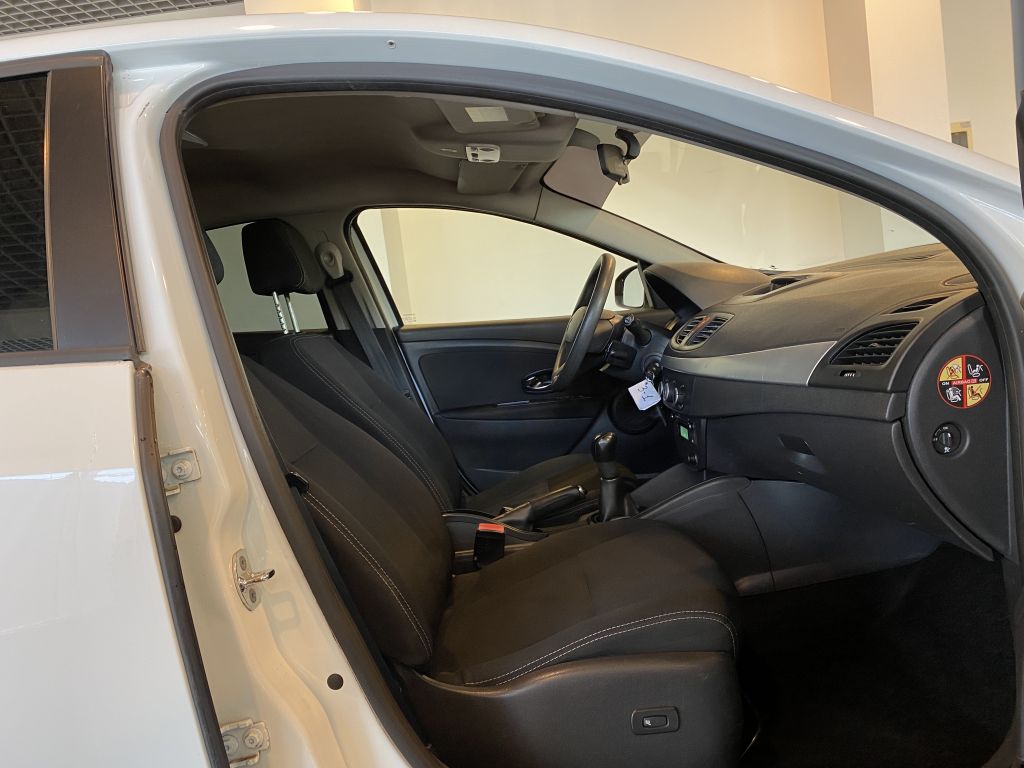 RENAULT FLUENCE