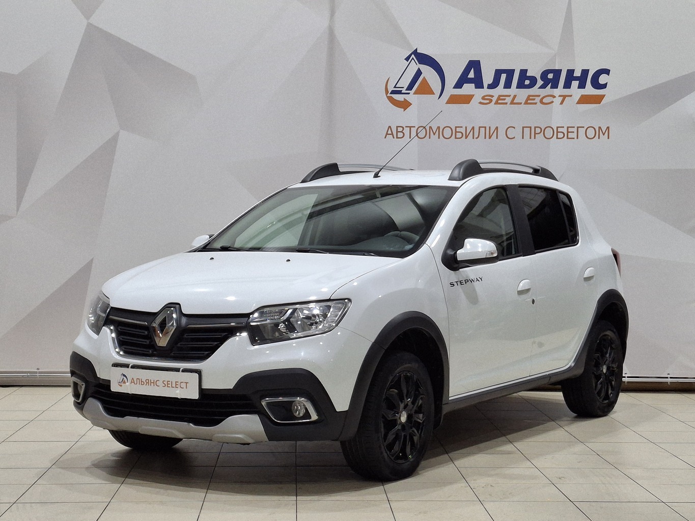 RENAULT SANDERO