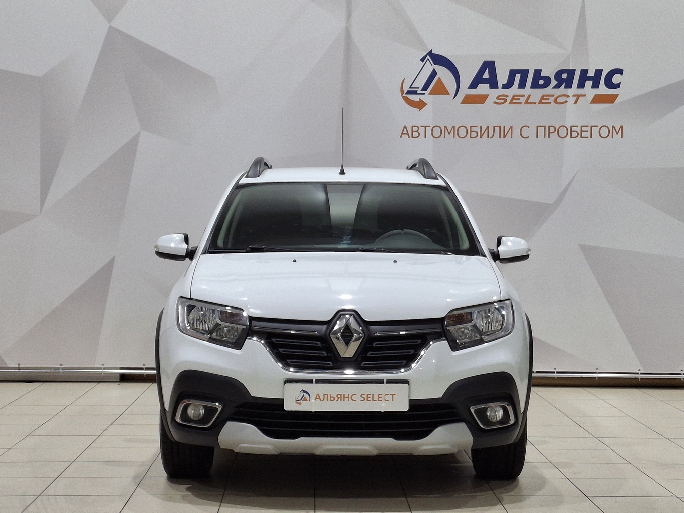 RENAULT SANDERO