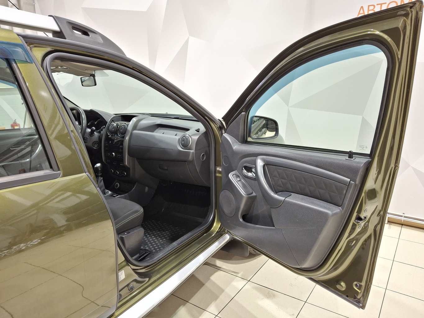RENAULT DUSTER