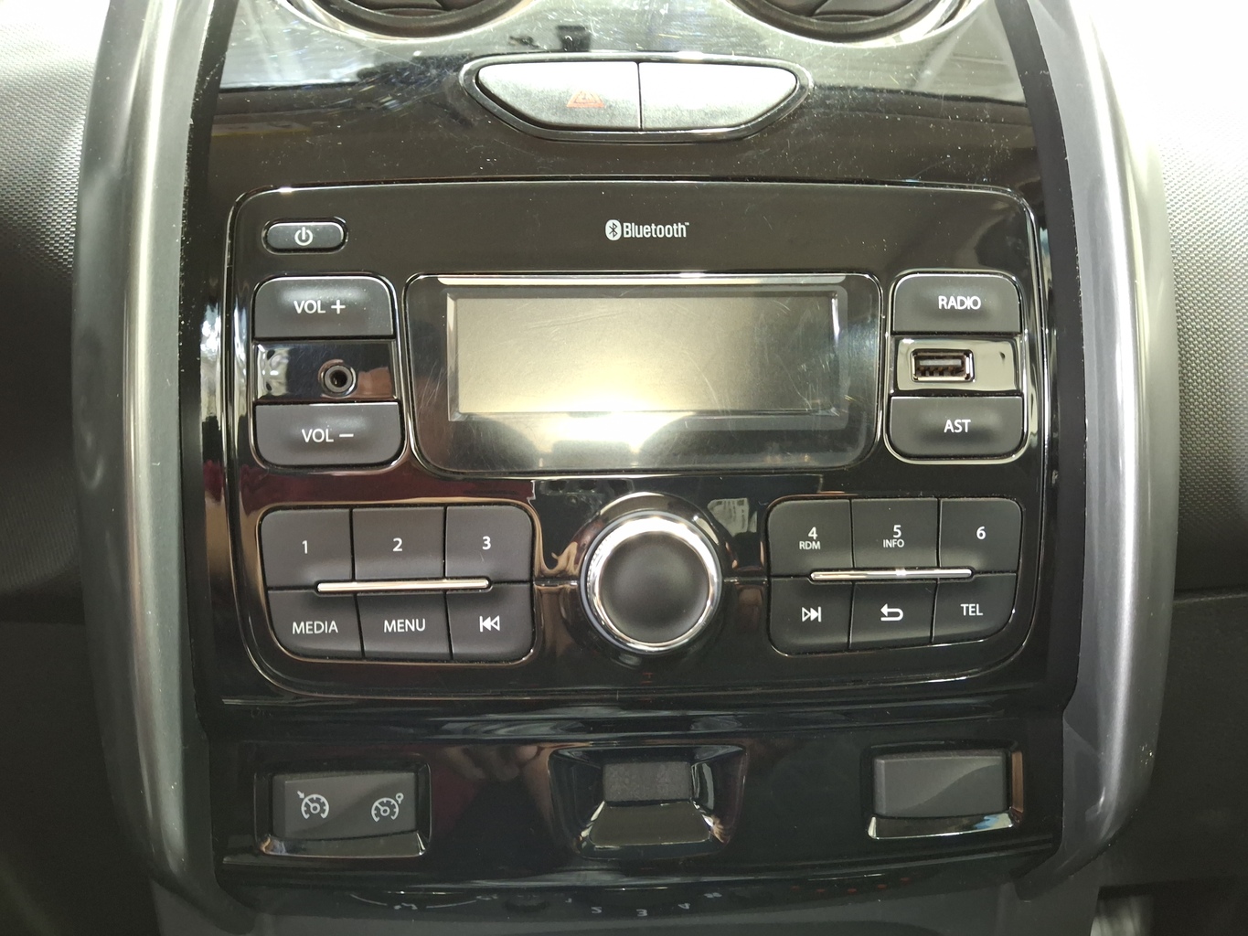RENAULT DUSTER