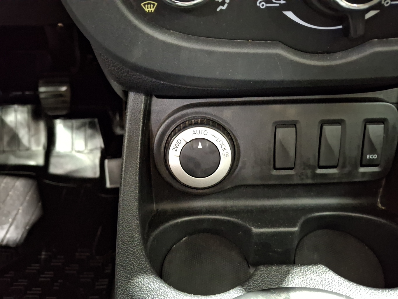 RENAULT DUSTER