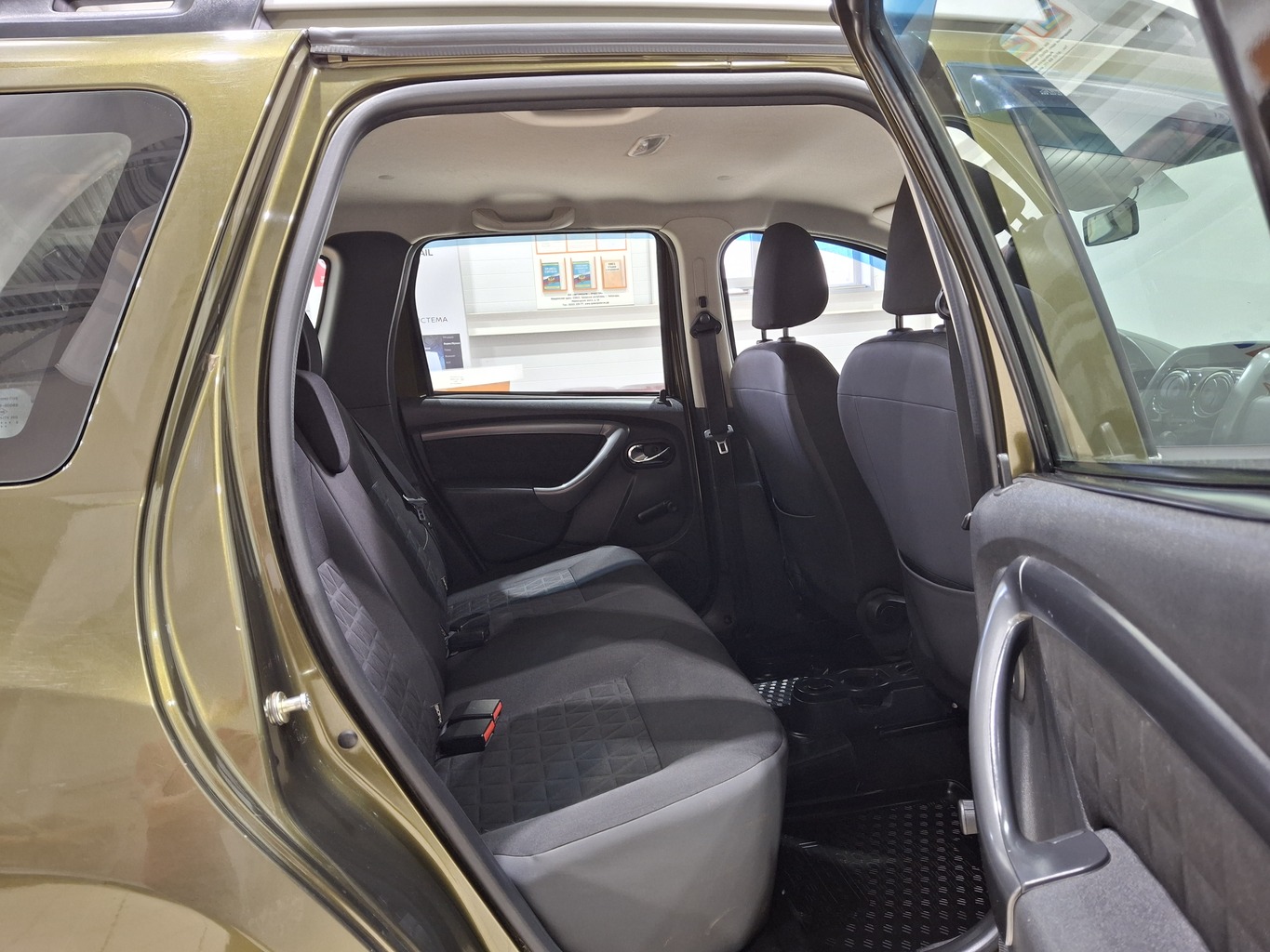 RENAULT DUSTER