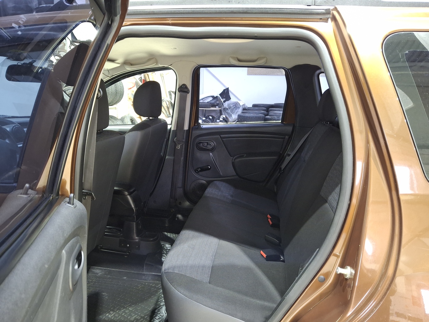 RENAULT DUSTER