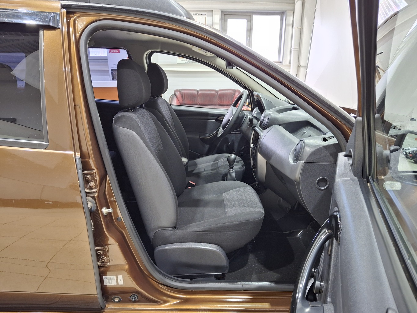 RENAULT DUSTER