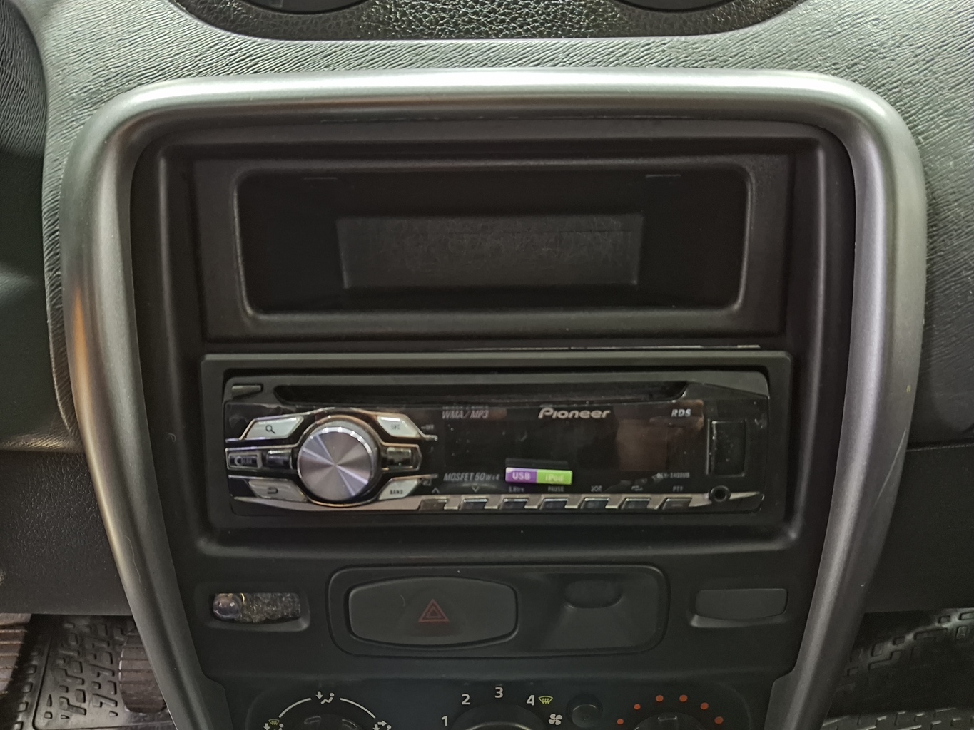 RENAULT DUSTER
