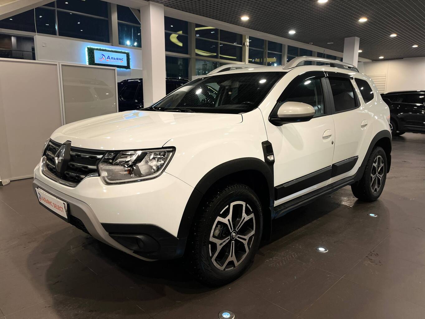 RENAULT DUSTER
