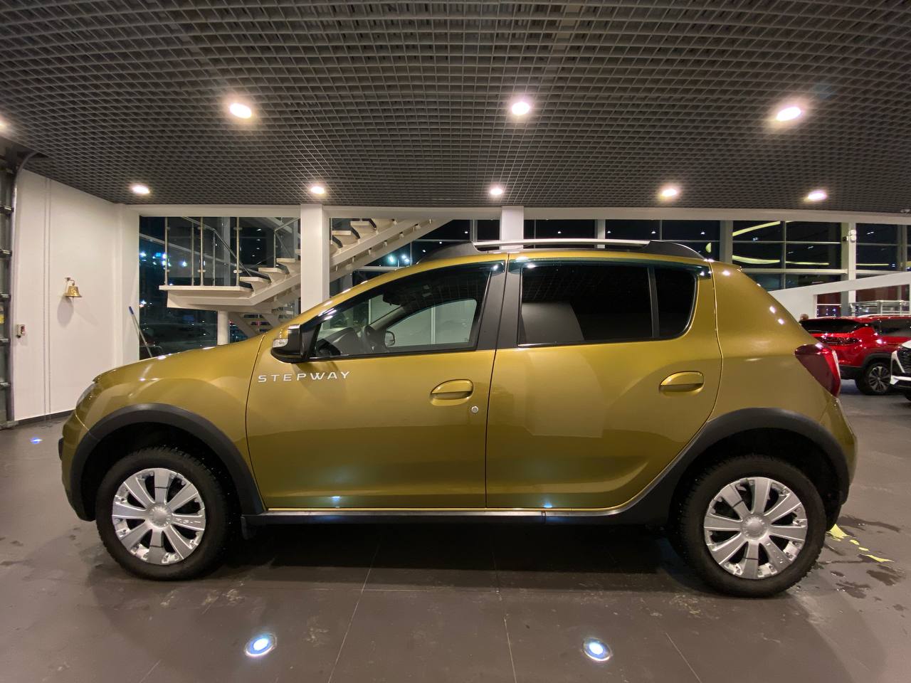 RENAULT SANDERO STEPWAY