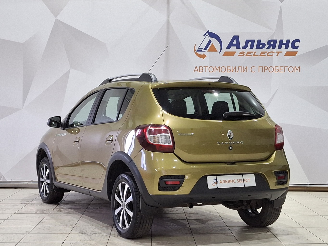 RENAULT SANDERO