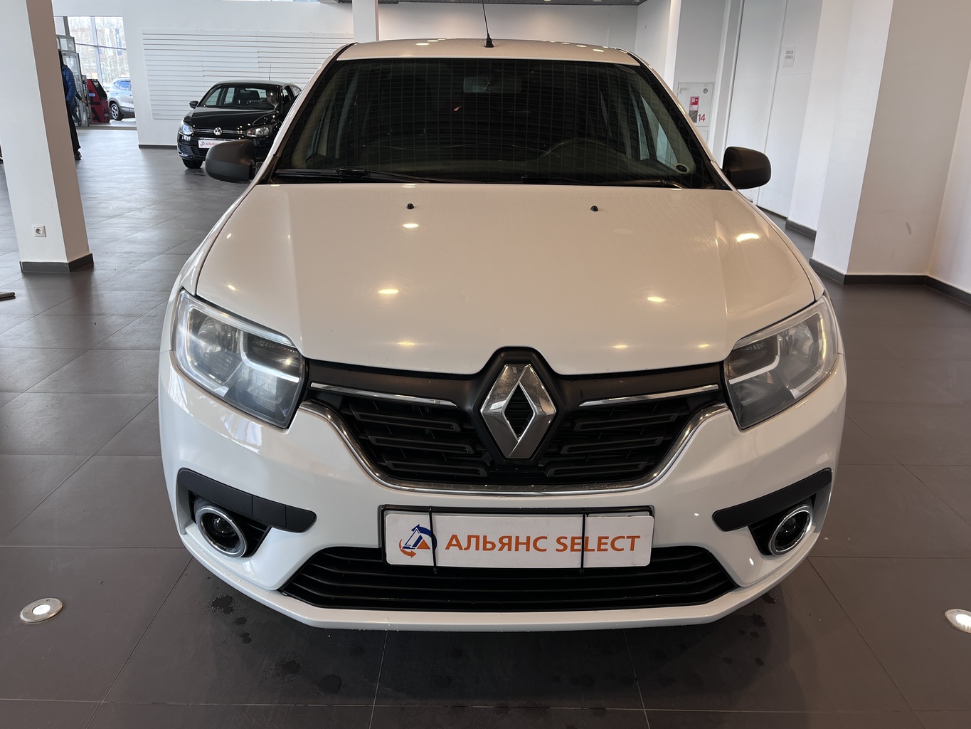 RENAULT LOGAN