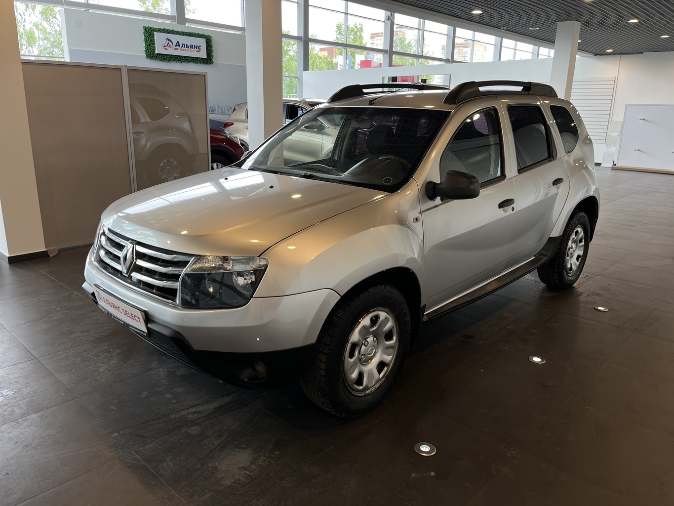 RENAULT DUSTER