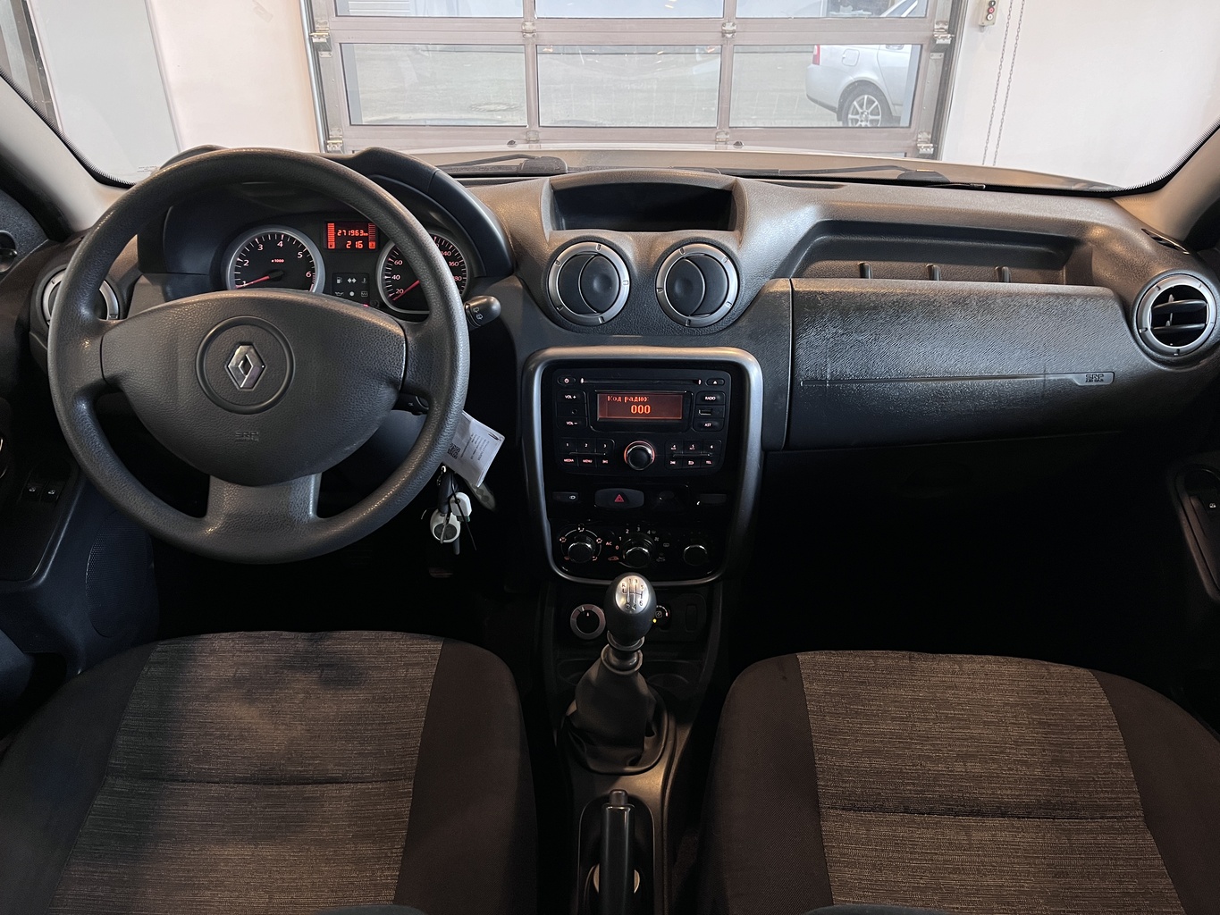 RENAULT DUSTER