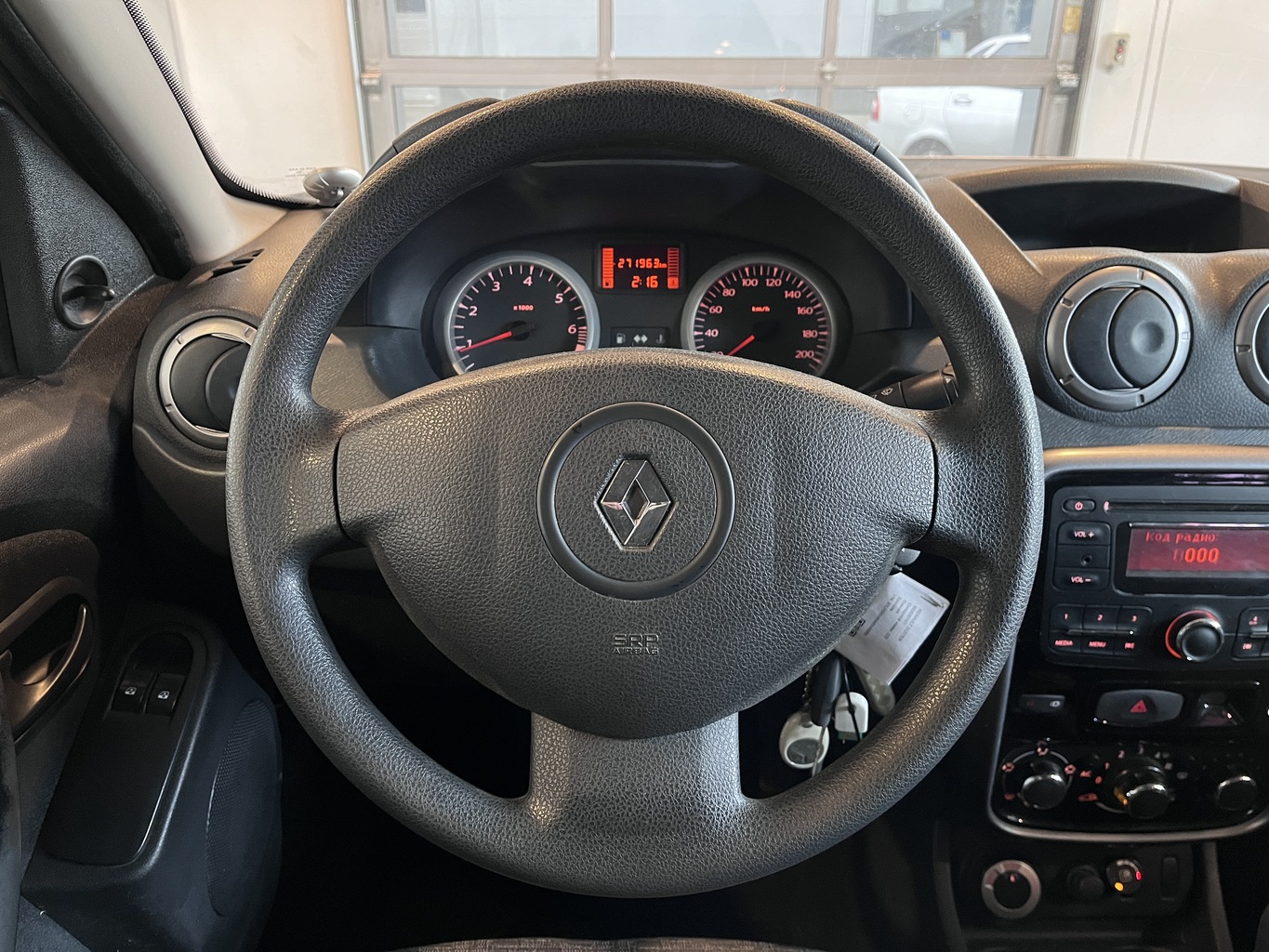 RENAULT DUSTER