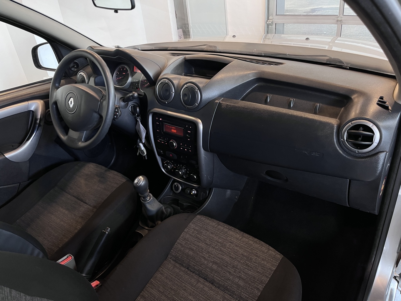 RENAULT DUSTER