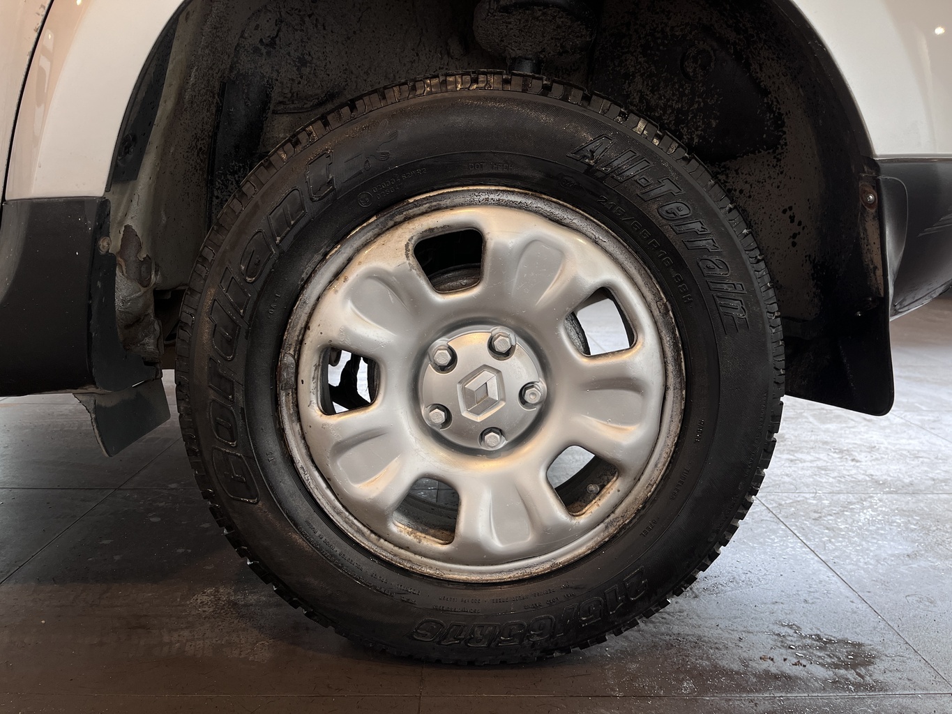 RENAULT DUSTER