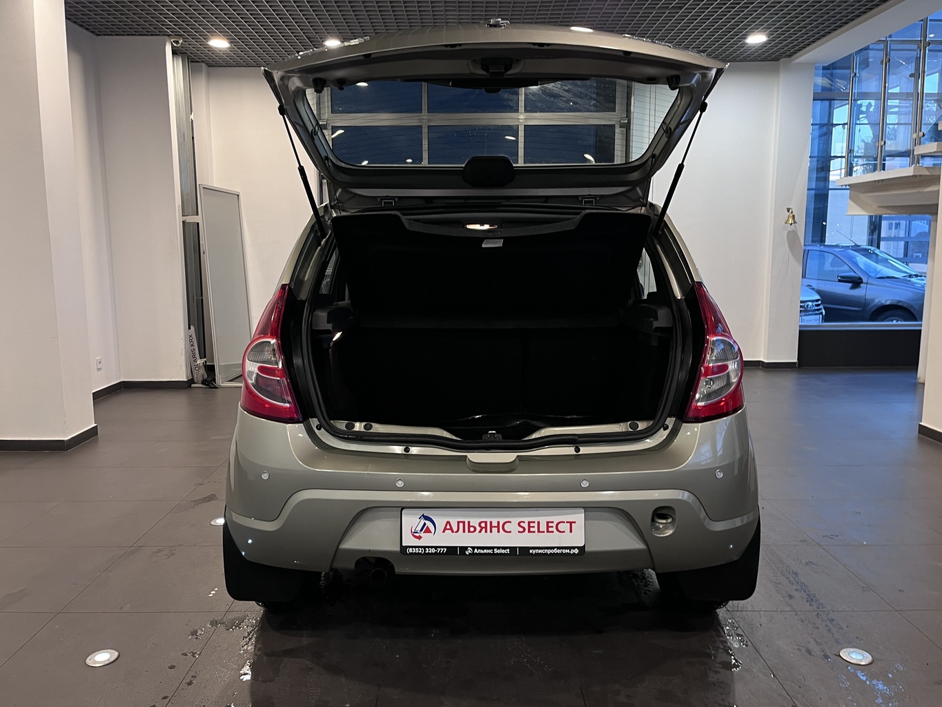 RENAULT SANDERO