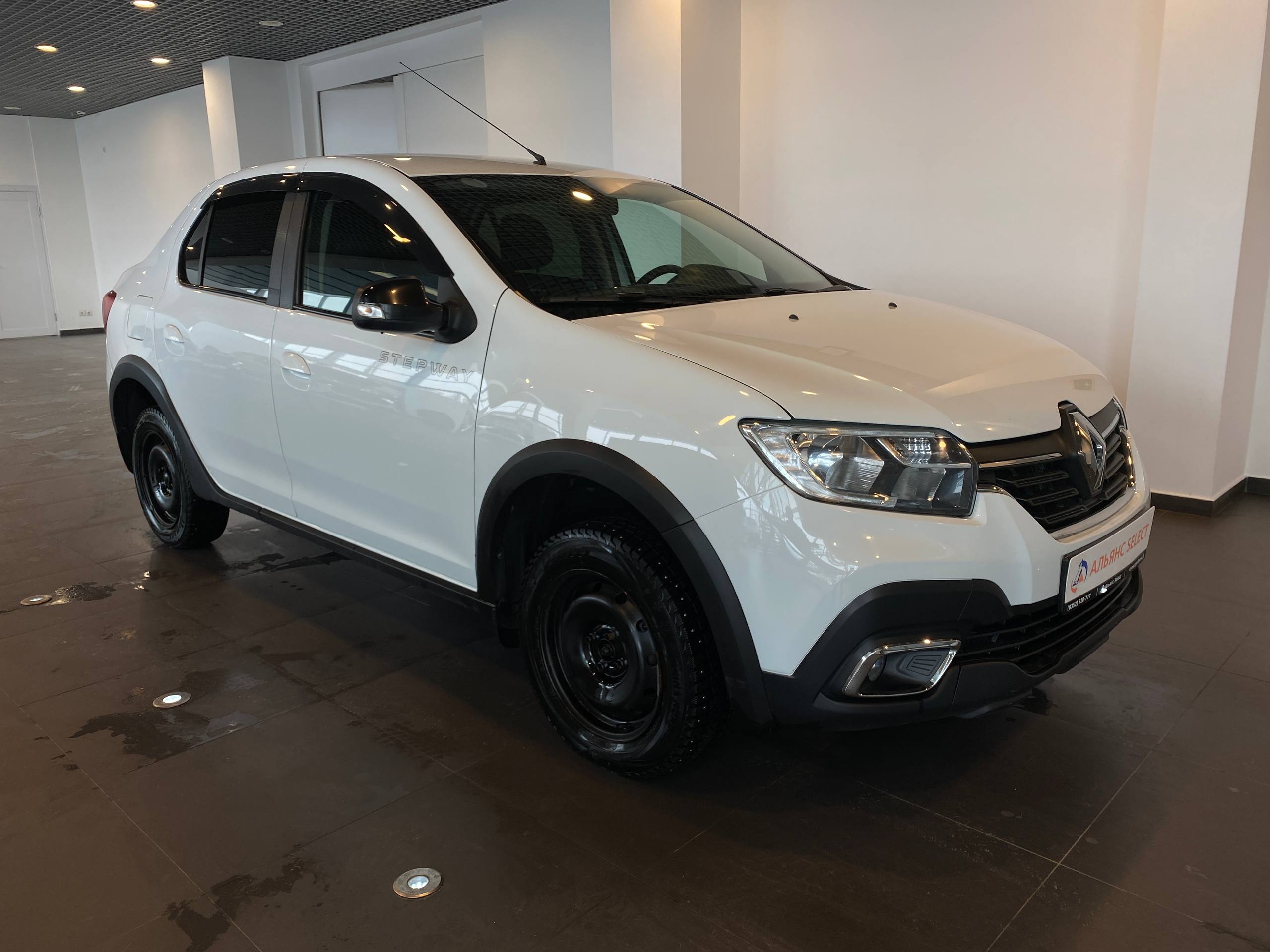 RENAULT LOGAN
