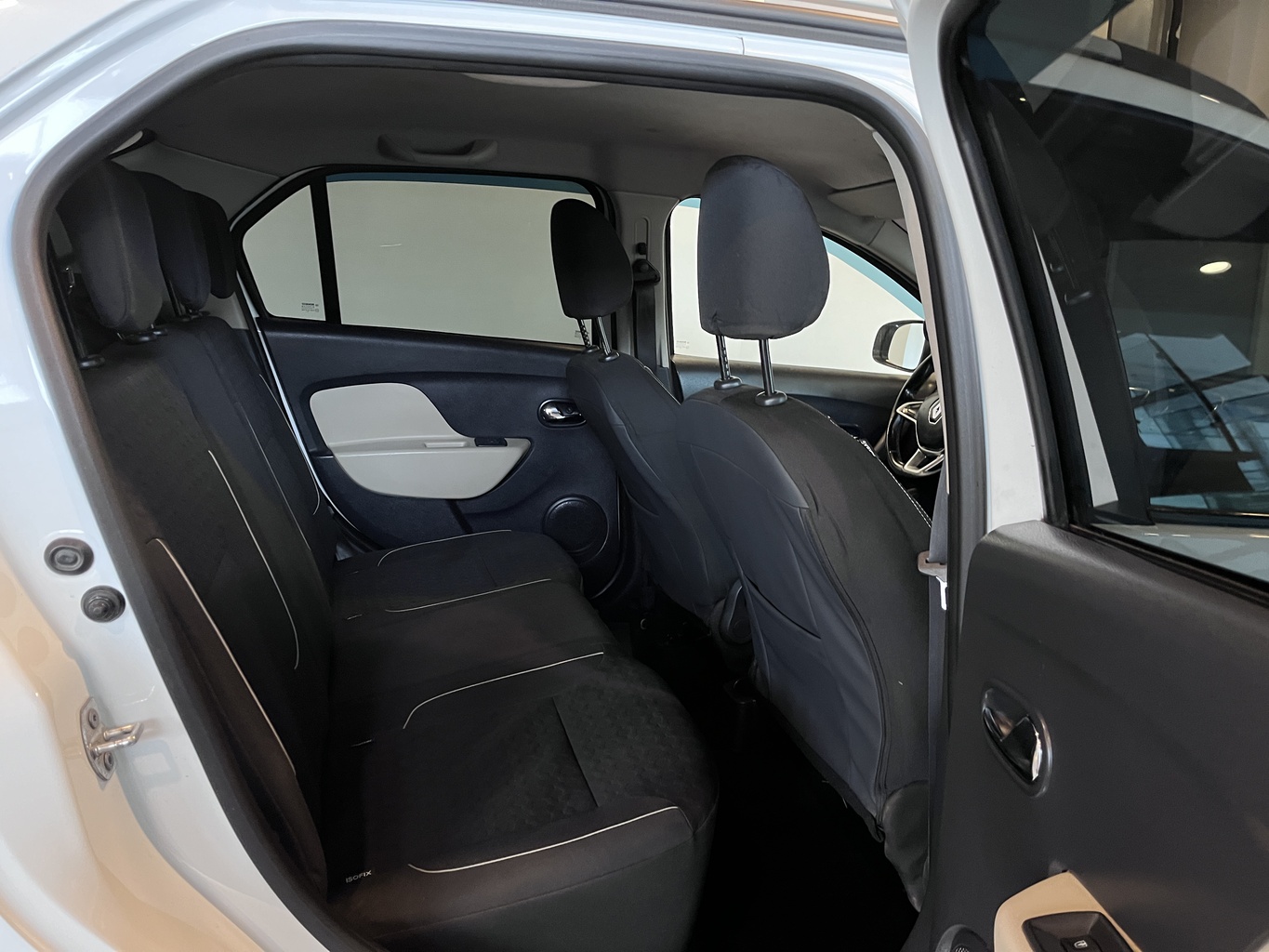 RENAULT LOGAN