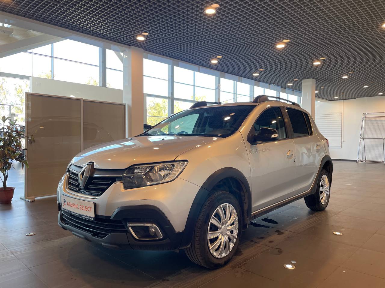 RENAULT SANDERO STEPWAY