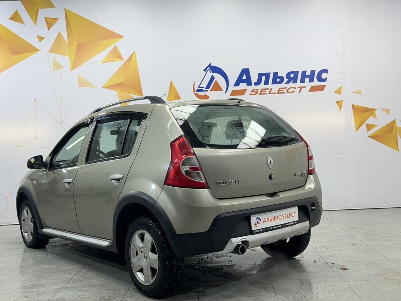 RENAULT SANDERO