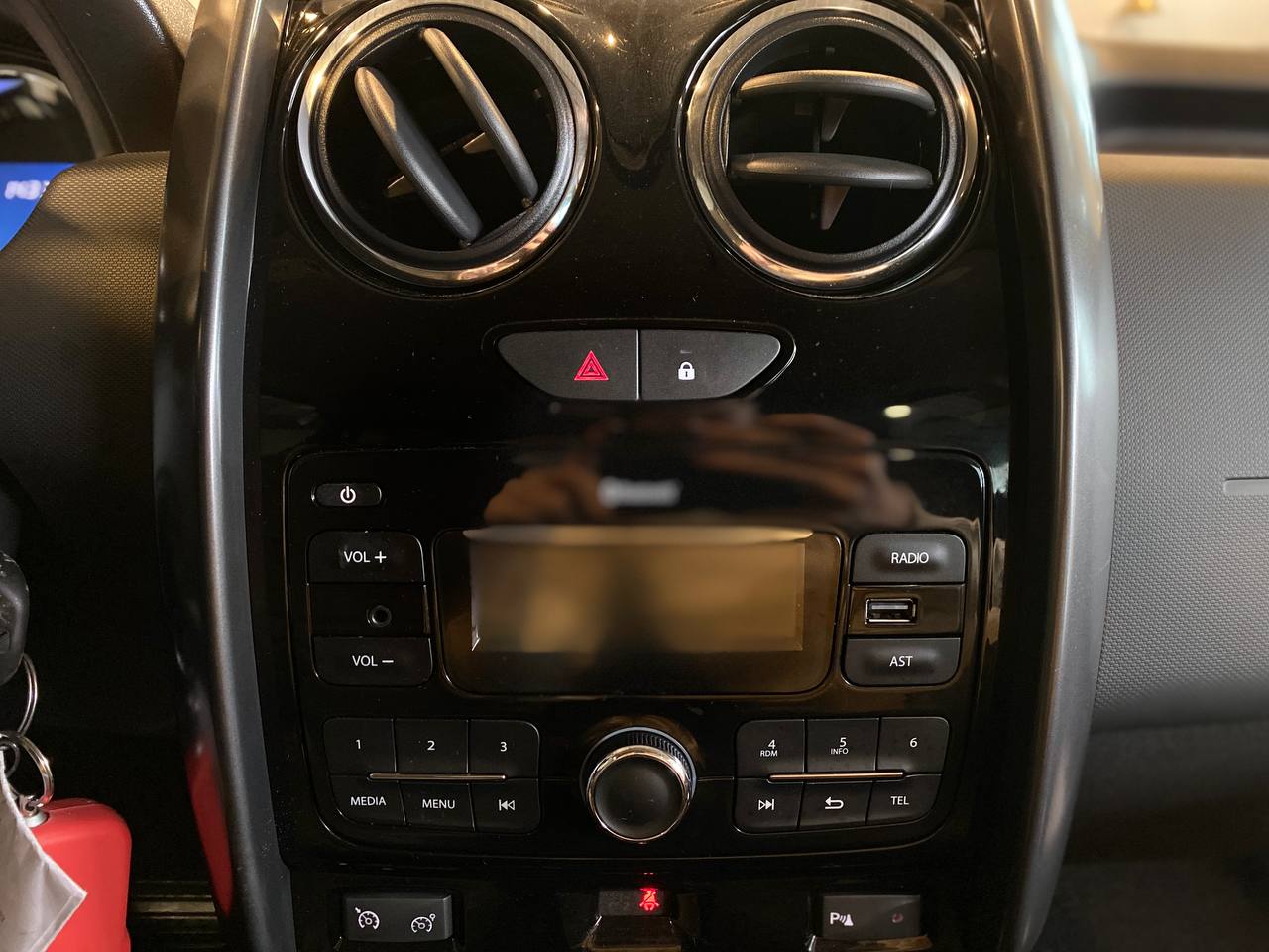 RENAULT DUSTER