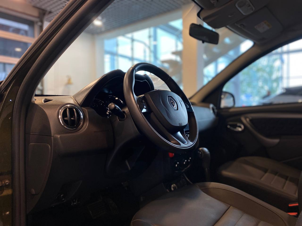 RENAULT DUSTER