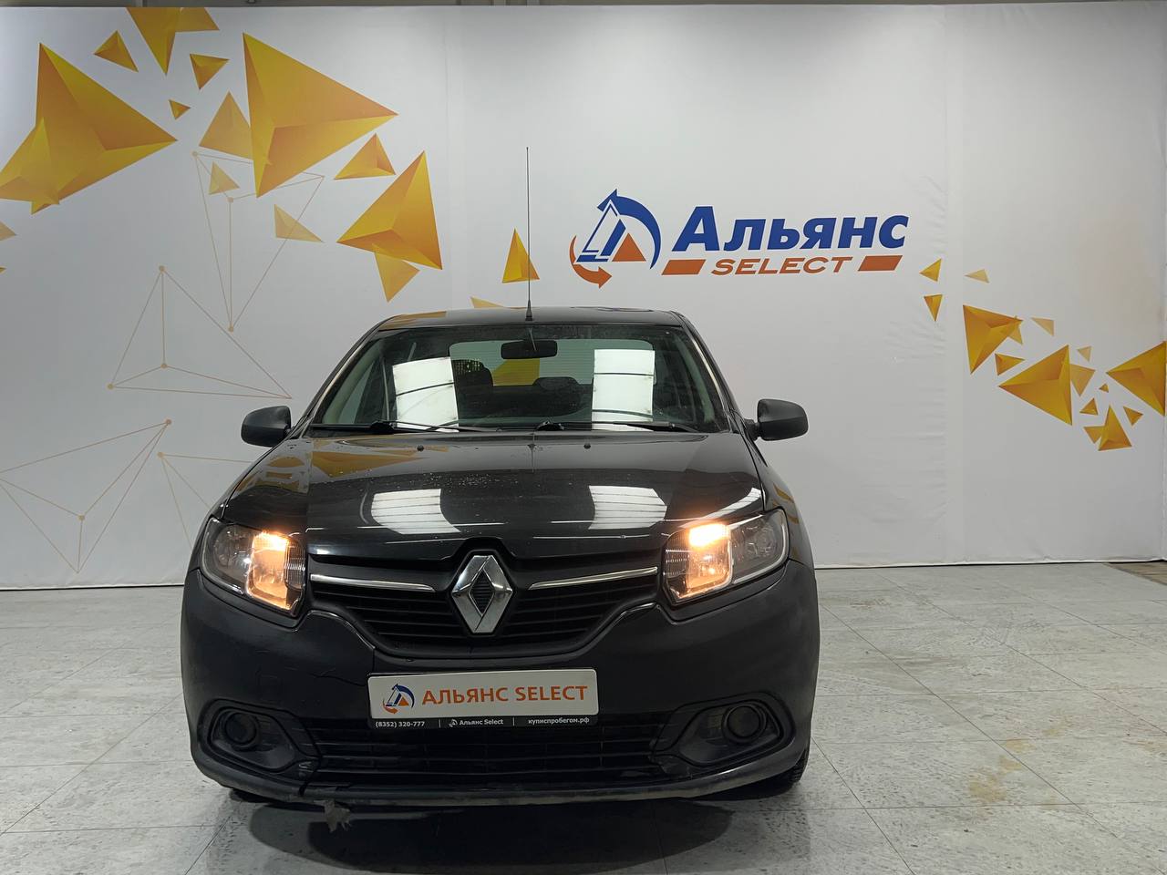 RENAULT LOGAN