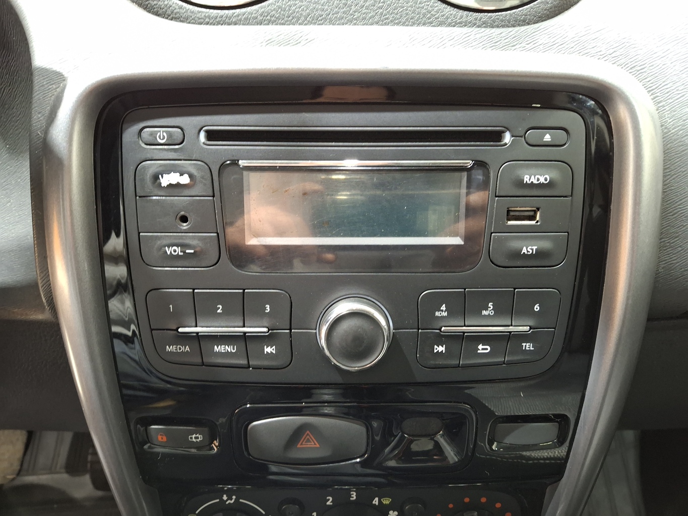 RENAULT DUSTER
