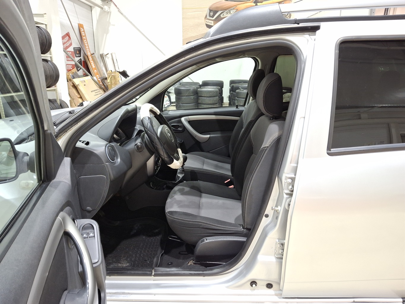 RENAULT DUSTER
