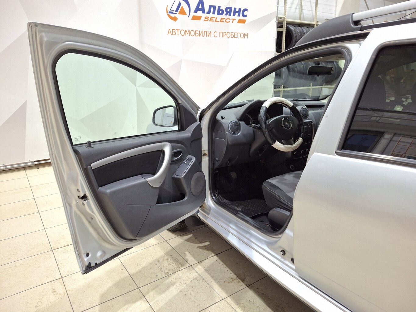 RENAULT DUSTER