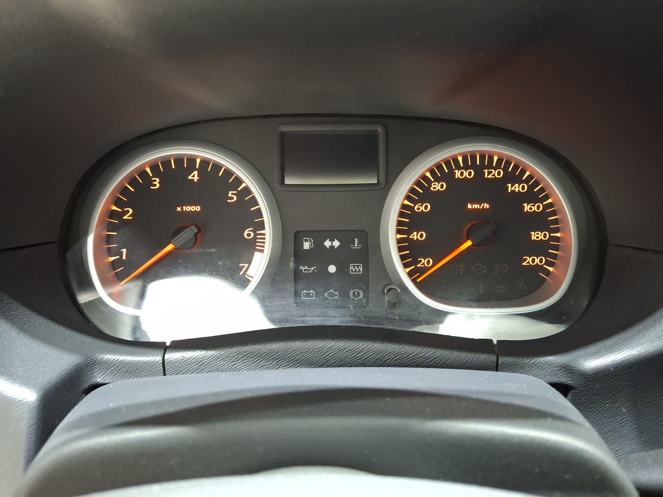 RENAULT DUSTER