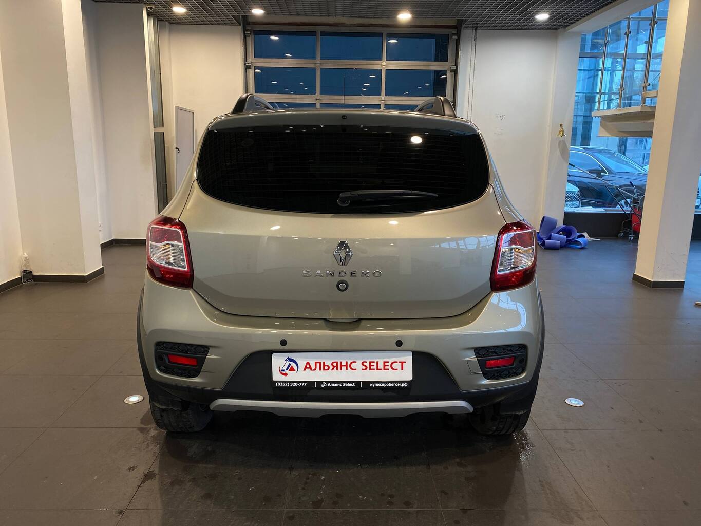 RENAULT SANDERO