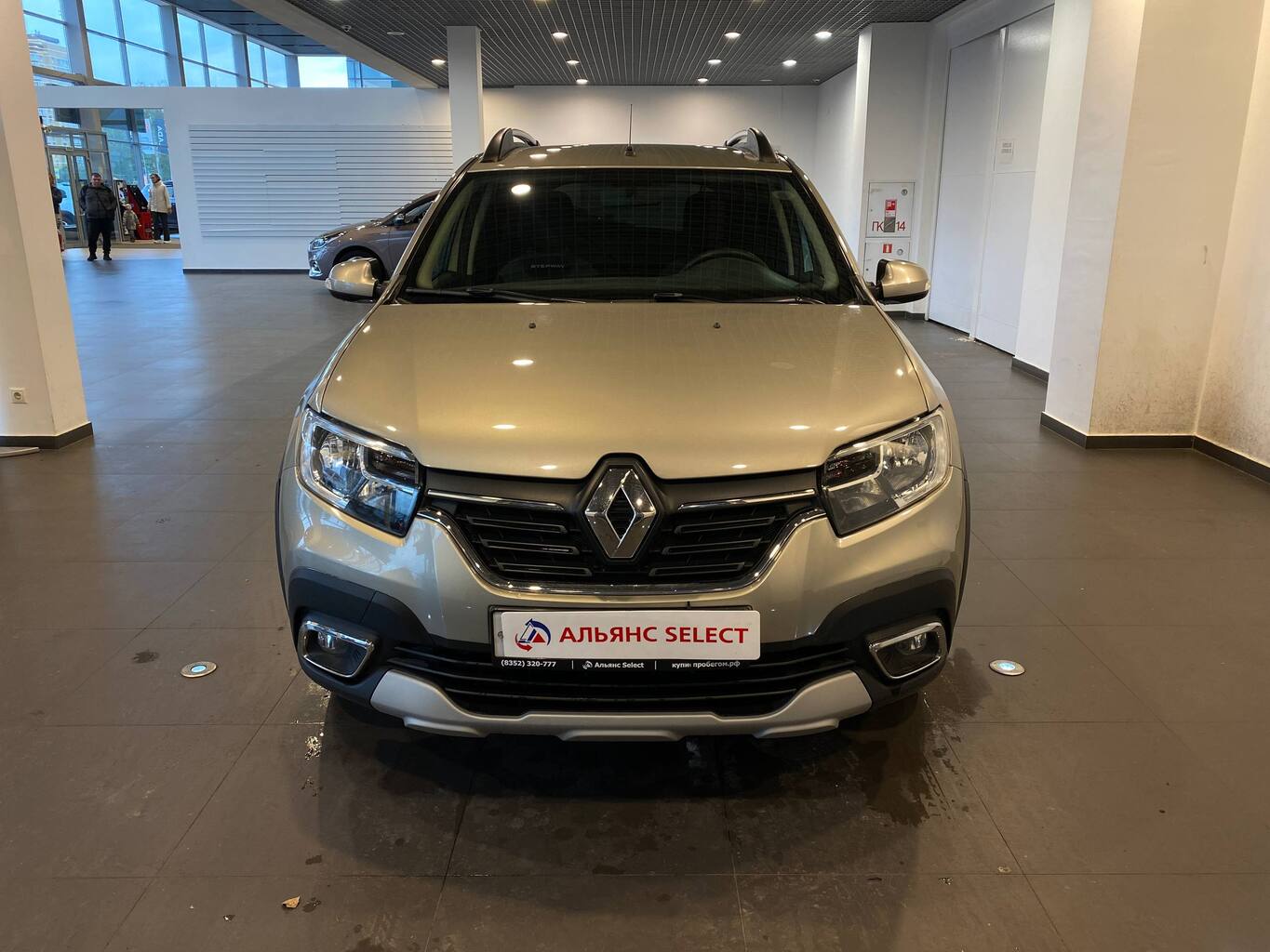 RENAULT SANDERO